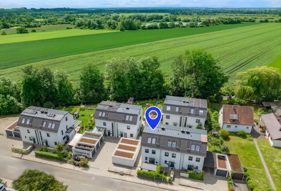 Drohne Position Reihenendhaus Puchheim