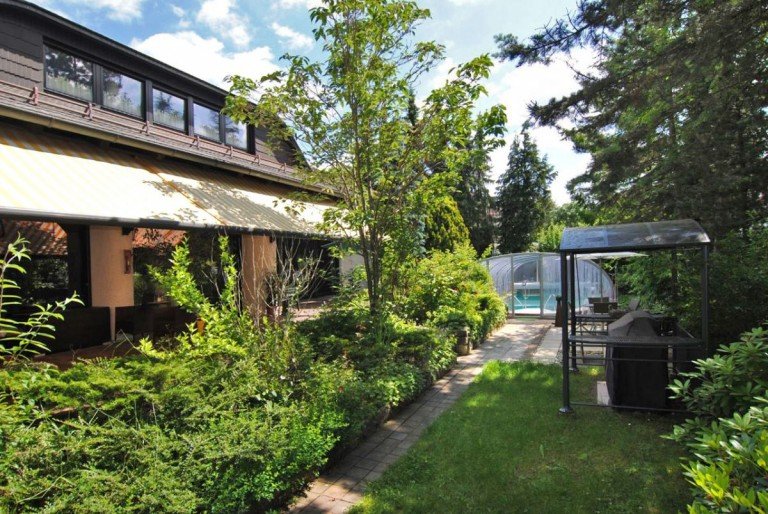 DSC 0031 1 Germering Villa Traumhafte Villa in Germering - Unterpfaffenhofen