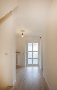 Eingang Frisch renovierte, familienfreundliche Doppelhaush�lfte in ruhiger Lage in Lochhausen