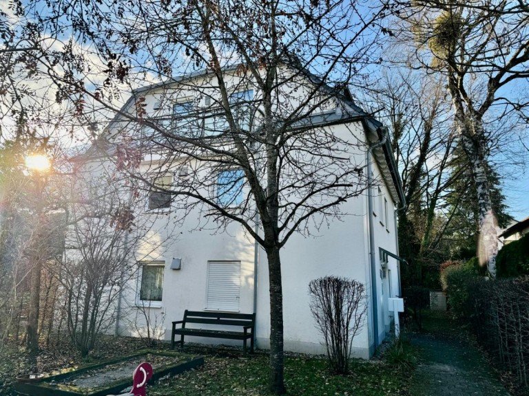 Hausansicht2 M�nchen Wohnung Moderne 3-Zimmer-Wohnung in M�nchen-Obermenzing