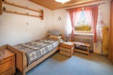 Schlafen2a Gro�e 3,5 Zimmer-Wohnung in zentraler, ruhiger Lage von Germering. Renovierungsbed�rftig