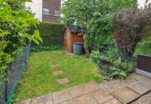 Garten2 Sch�ne 1,5 Zimmer-Gartenwohnung in zentraler Lage von Germering