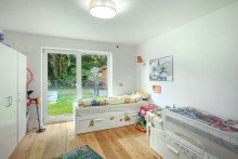 Kind1 Moderne 3-Zimmer-Gartenwohnung in Obermenzing mit Hobbyraum