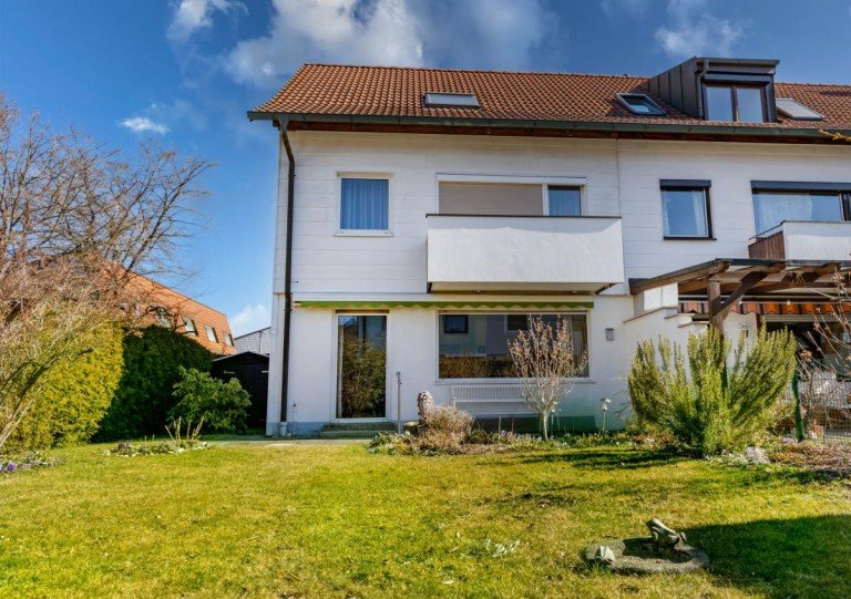 Aussen4 Eching Reihenendhaus Sonniges Reiheneckhaus in Eching mit gro�em Garten