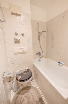 Bad Sch�ne 1,5 Zimmer-Gartenwohnung in zentraler Lage von Germering