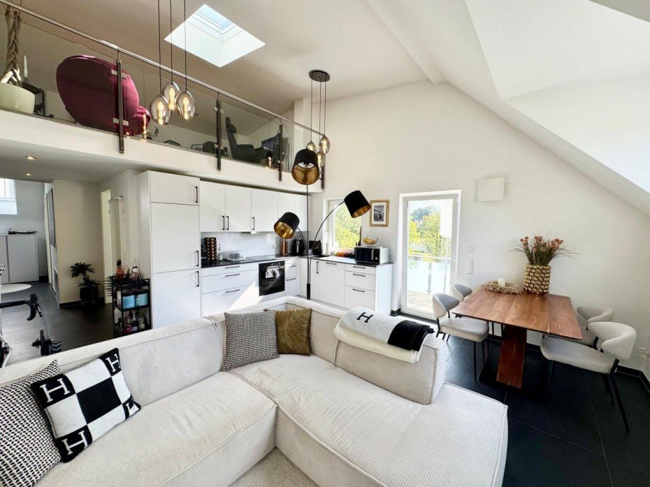Wohn Essbereich Dachgeschosswohnung M�nchen