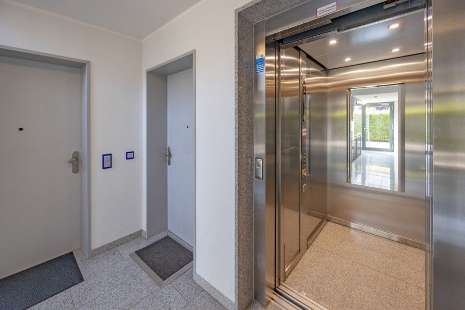Aufzug Wohnung Germering