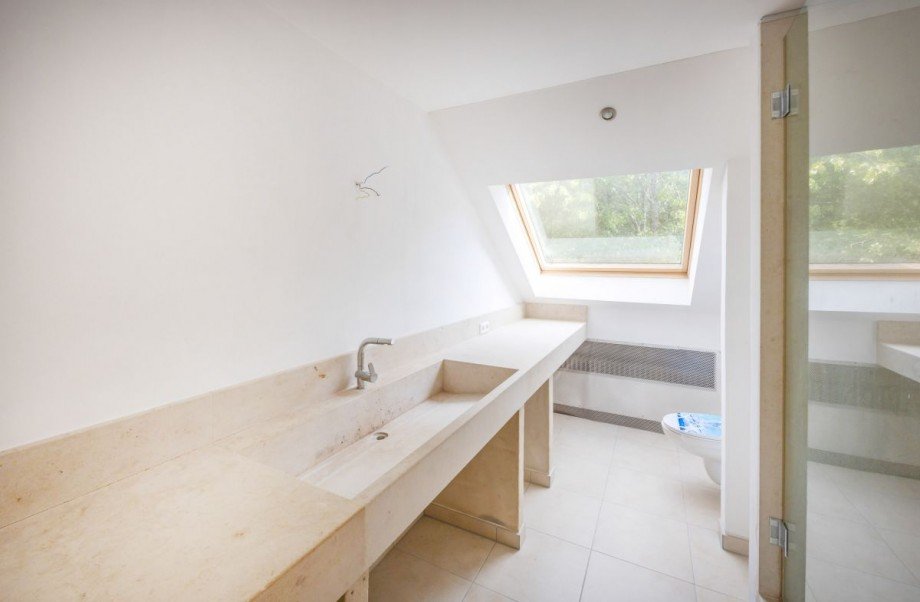 Bad DG Haus Gr�benzell