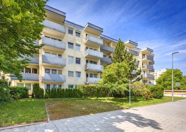 Ansicht Germering Wohnung Charmantes Apartment mit S�dbalkon auf Erbpacht in ruhiger Lage von Germering