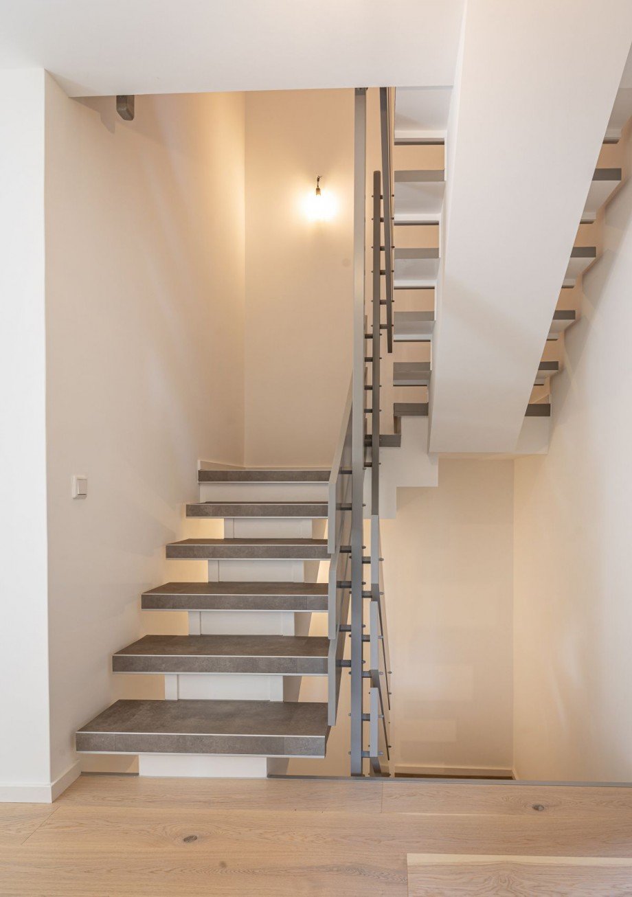 Treppenhaus Doppelhaush�lfte M�nchen