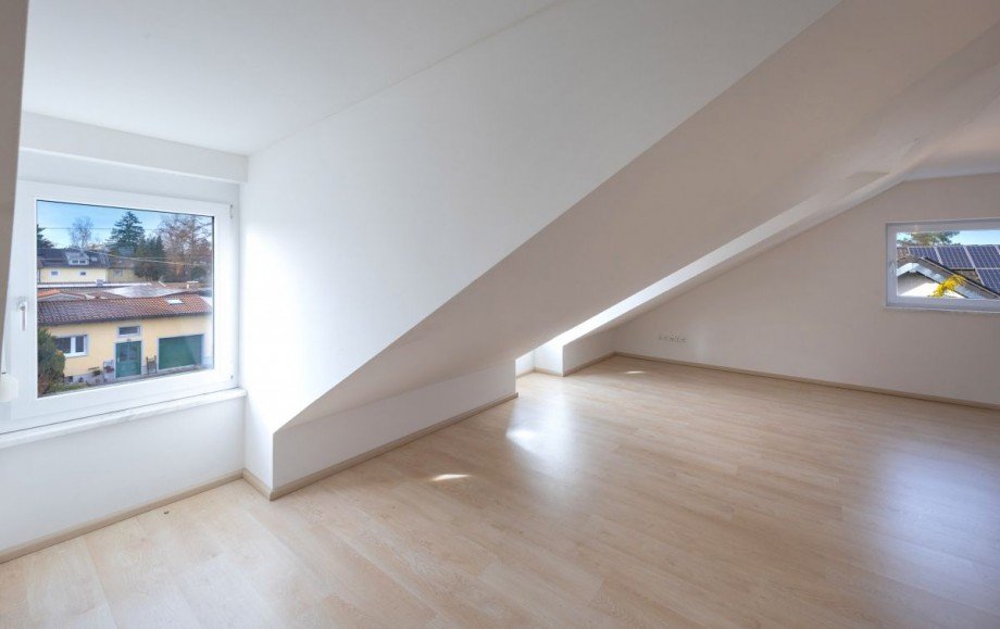 Dachgeschoss Doppelhaush�lfte Germering