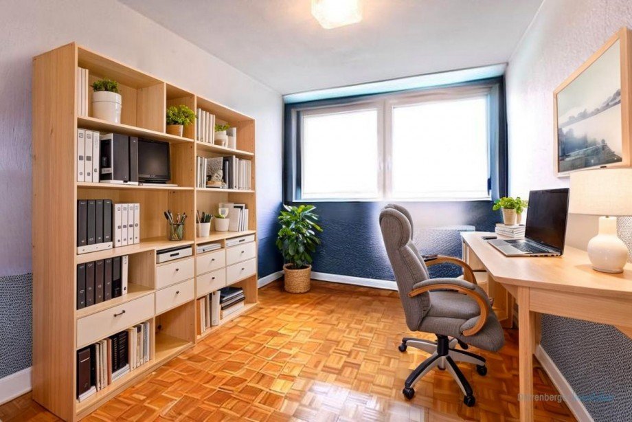 Home Office visualisiert Wohnung Unterschlei�heim