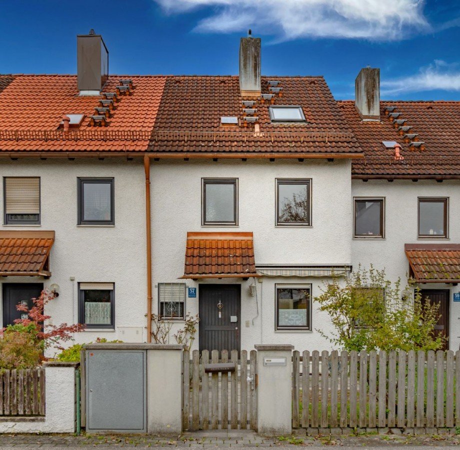Aussen1 Reihenhaus M�nchen