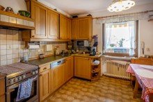 Kochen Gro�e 3,5 Zimmer-Wohnung in zentraler, ruhiger Lage von Germering. Renovierungsbed�rftig
