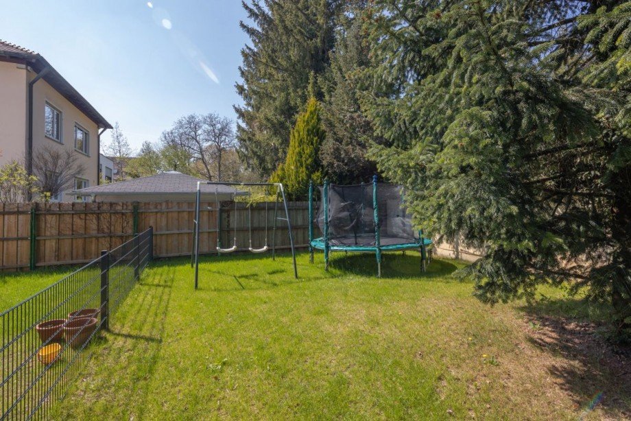 Garten2 Dachgeschosswohnung M�nchen